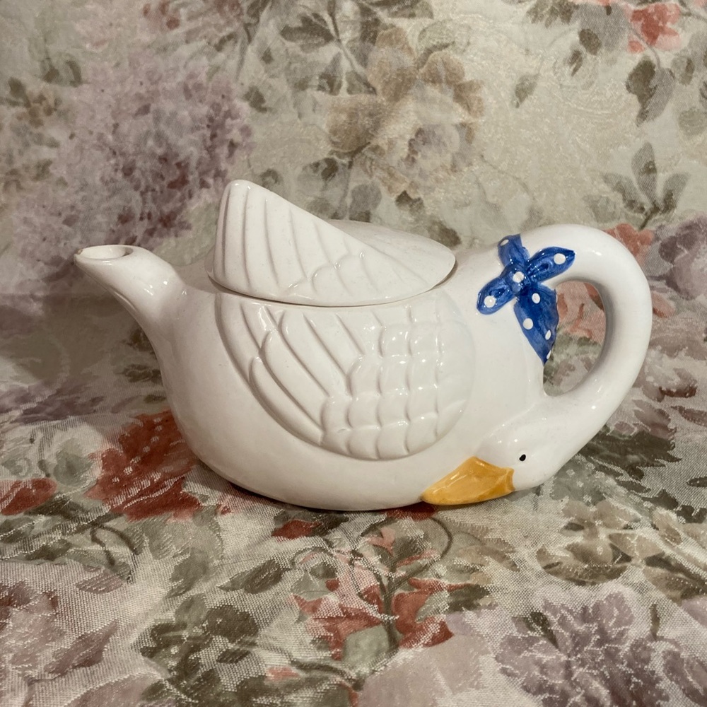 Vintage Kitschy Swan Teapot with Blue Details